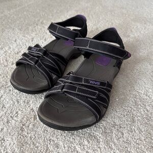 Teva Tirra Sandal Black Size 6